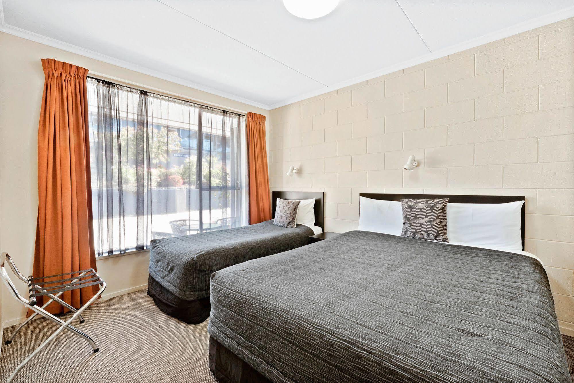 Central Gateway Motel Cromwell Ngoại thất bức ảnh